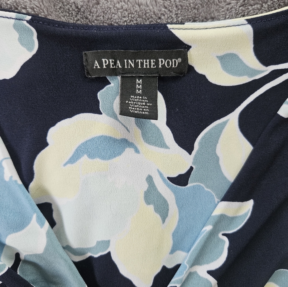 Maternity/ nursing dresses - Picture 8 of 16